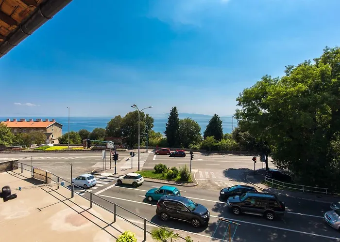 아파트 Tessa